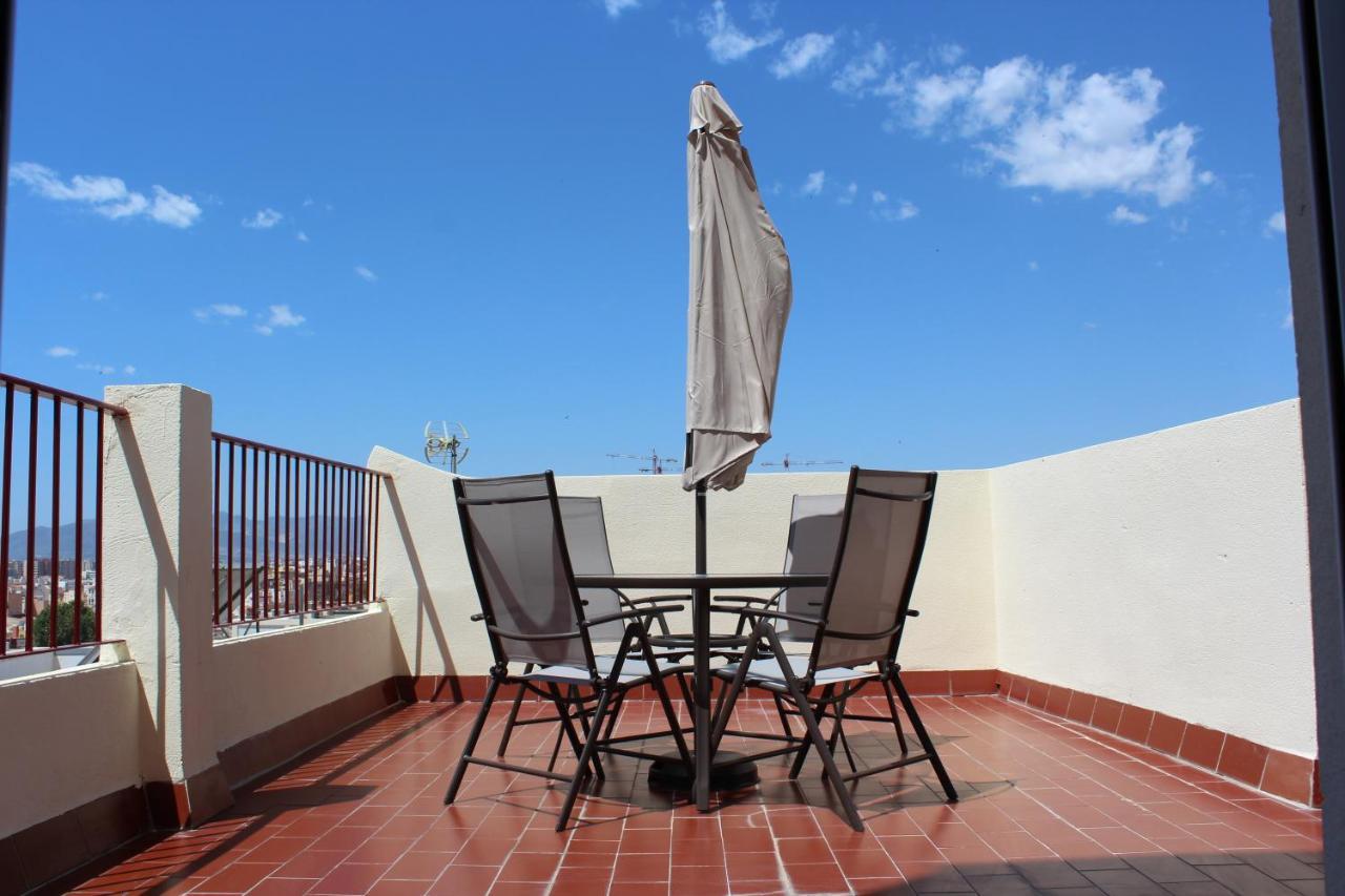Beautiful Brand New 2 Bedroom Flat With Terrace Málaga Exterior foto